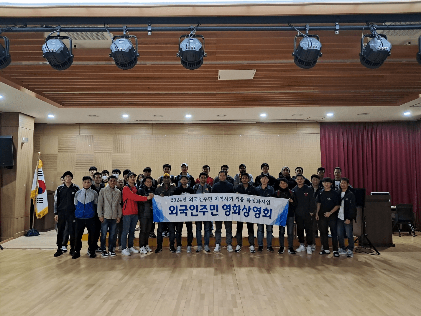 10월 영화상영