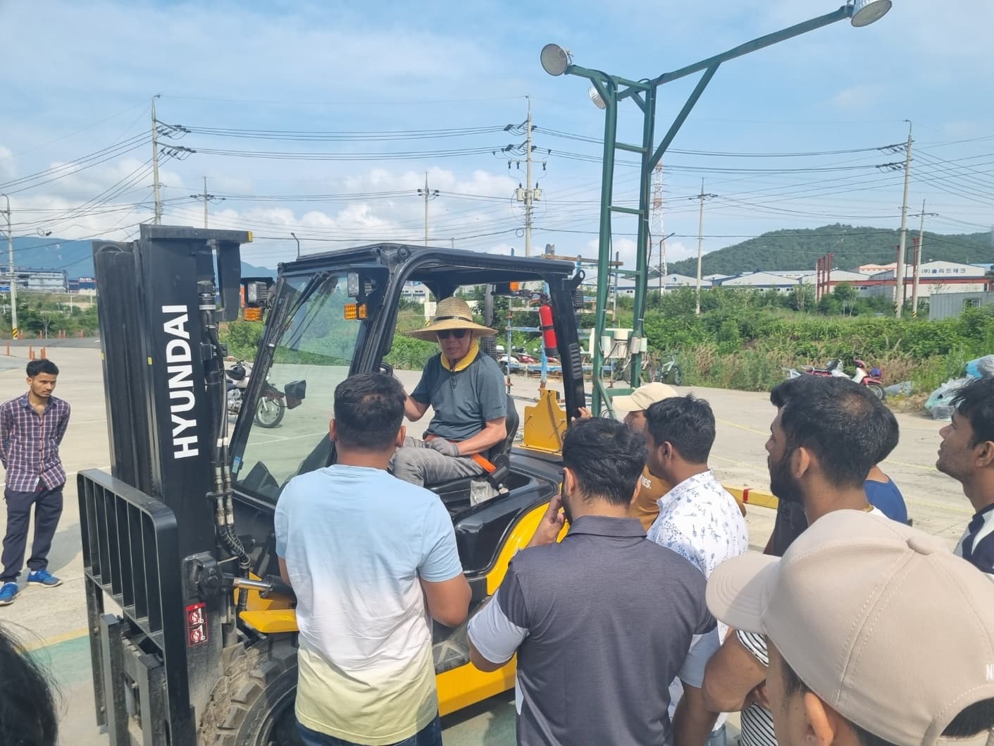 ■재직외국인근로자 직무향상지게차교육■