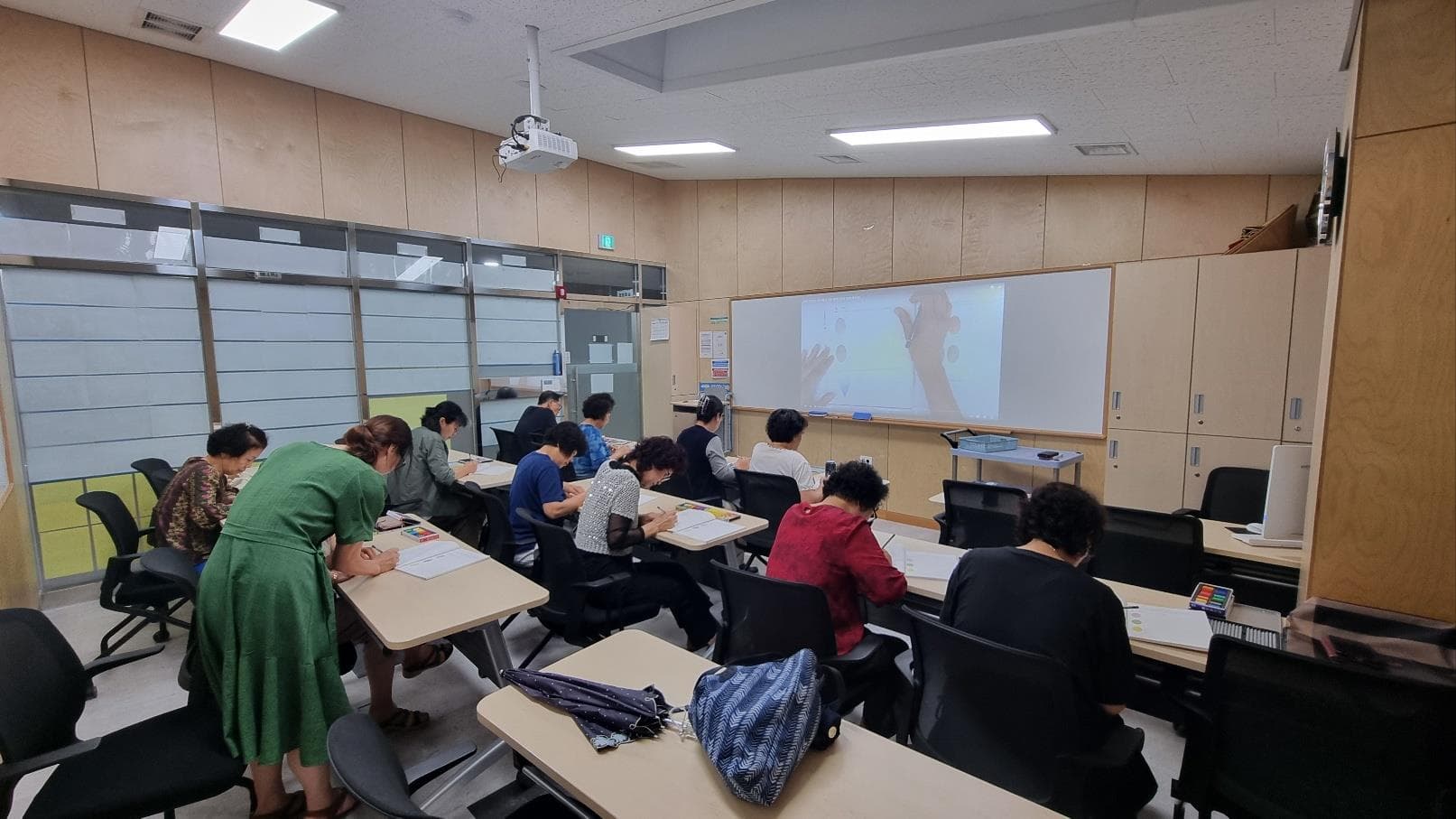 8월 컬러링 수업